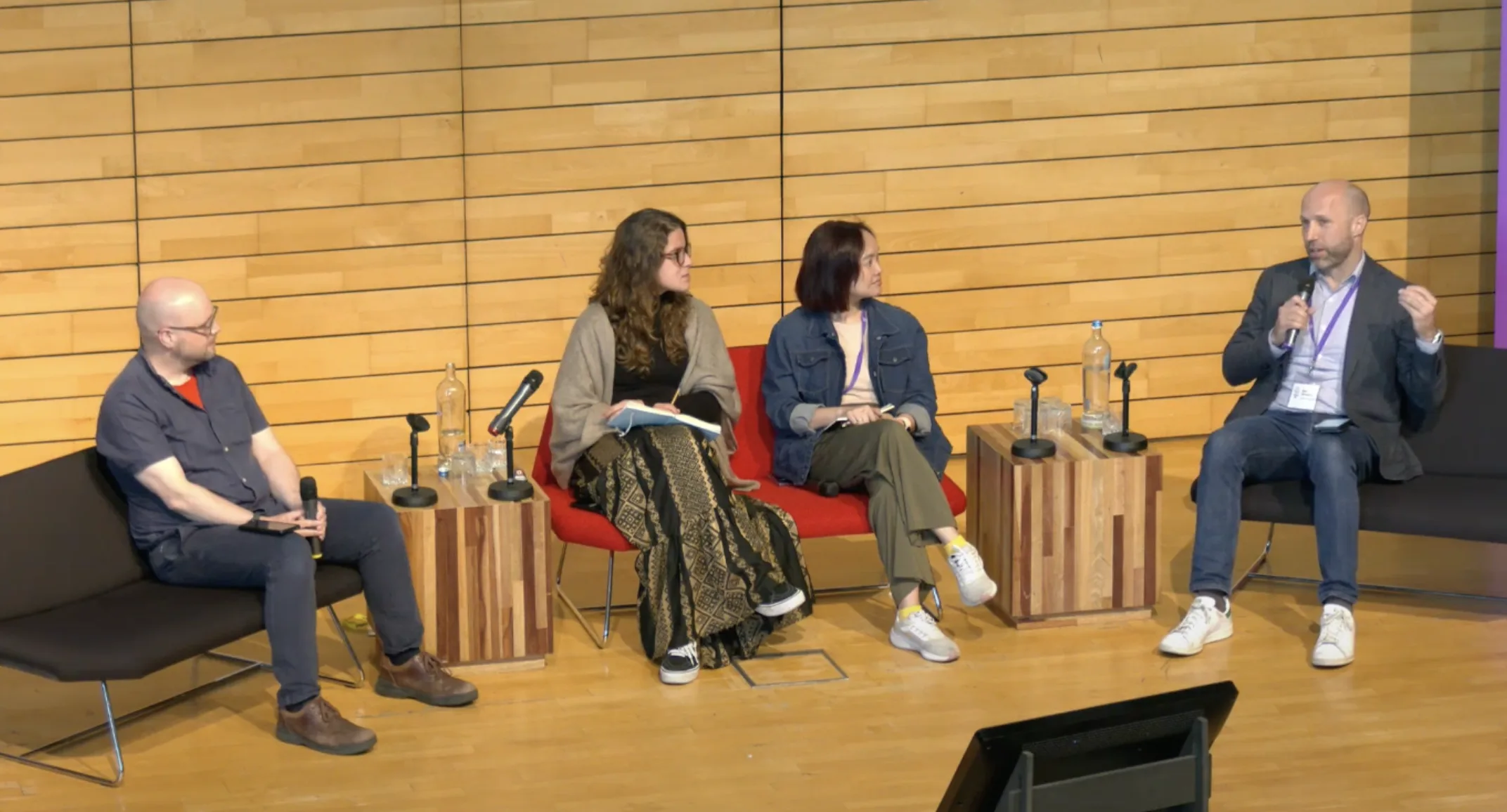 4 people on stage